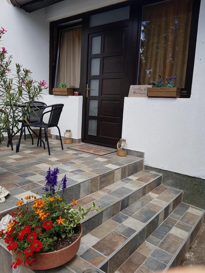 Kiscsillag Apartman Харканы Экстерьер фото